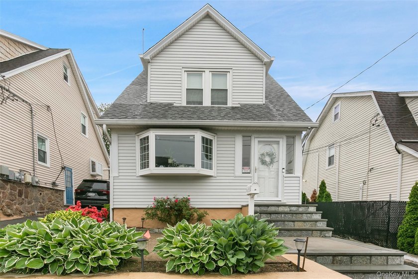 Welcome to this charming Colonial nestled on a quiet cul-de-sac - Beach Home for sale in New Rochelle, New York on Beachhouse.com