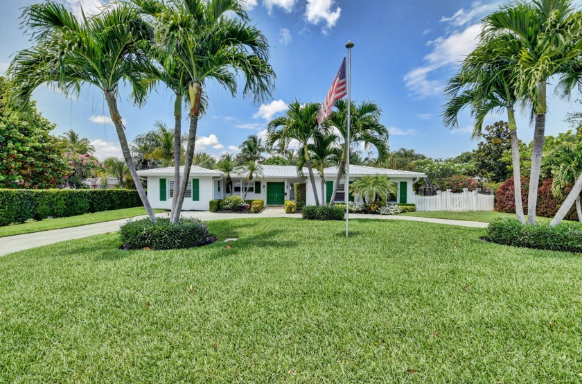 Well maintained updated mid-century modern charmer with - Beach Home for sale in Delray Beach, Florida on Beachhouse.com