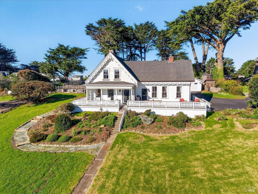 Built in 1855, the historic Spencer Hills House is one of - Beach Home for sale in Mendocino, California on Beachhouse.com
