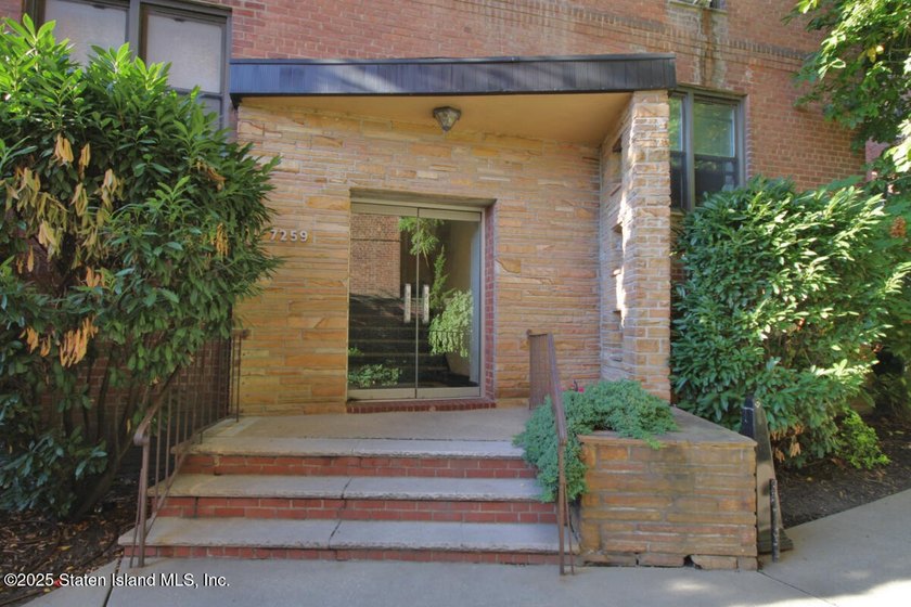 WELCOME TO THIS CHARMING SHORE RD STUDIO OFFERING OCEAN VIEWS & - Beach Lot for sale in Brooklyn, New York on Beachhouse.com