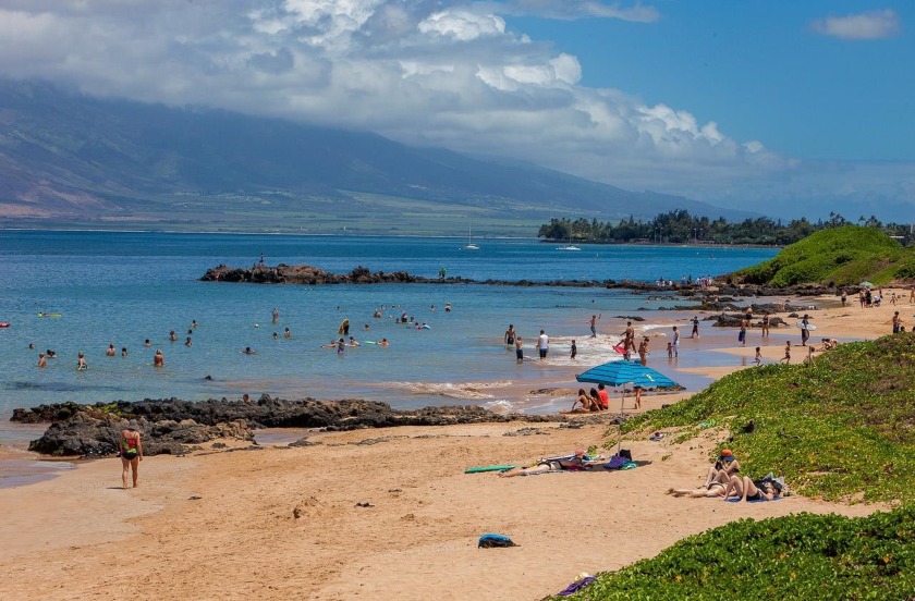 B-309 is located on the quiet side of the building and faces - Beach Condo for sale in Kihei, Hawaii on Beachhouse.com