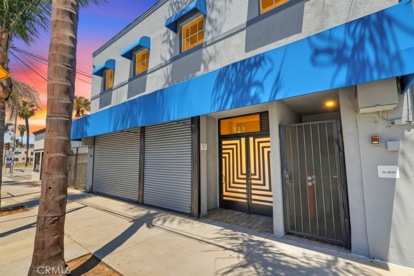 Owner may carry a new First Trust Deed with 35% down. For sale - Beach Commercial for sale in Long Beach, California on Beachhouse.com