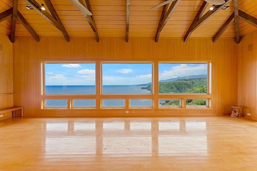 Welcome to 180 Door of Faith in Haiku, where unparalleled luxury - Beach Home for sale in Haiku, Hawaii on Beachhouse.com