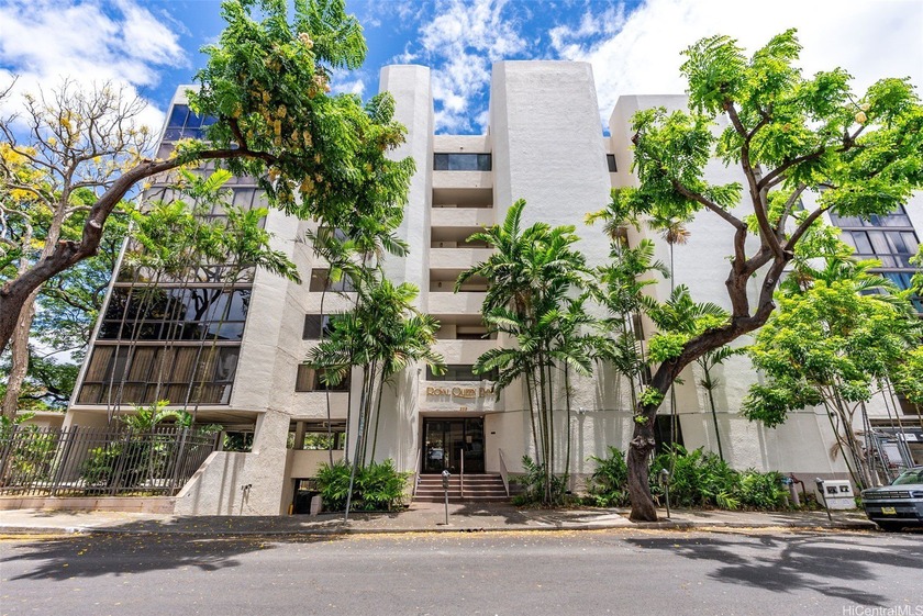 Space is currently configured as a large office with reception - Beach Condo for sale in Honolulu, Hawaii on Beachhouse.com