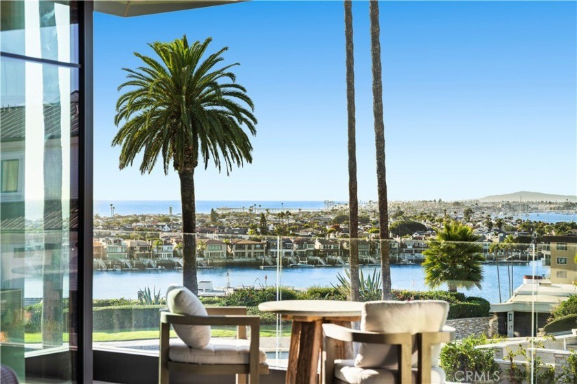 A curated residence in Corona del Mar's Flower Streets blends - Beach Home for sale in Corona Del Mar, California on Beachhouse.com