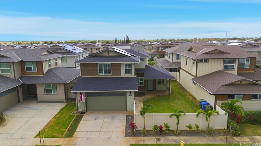 This exceptional Makamae residence blends refined design with - Beach Home for sale in Ewa Beach, Hawaii on Beachhouse.com