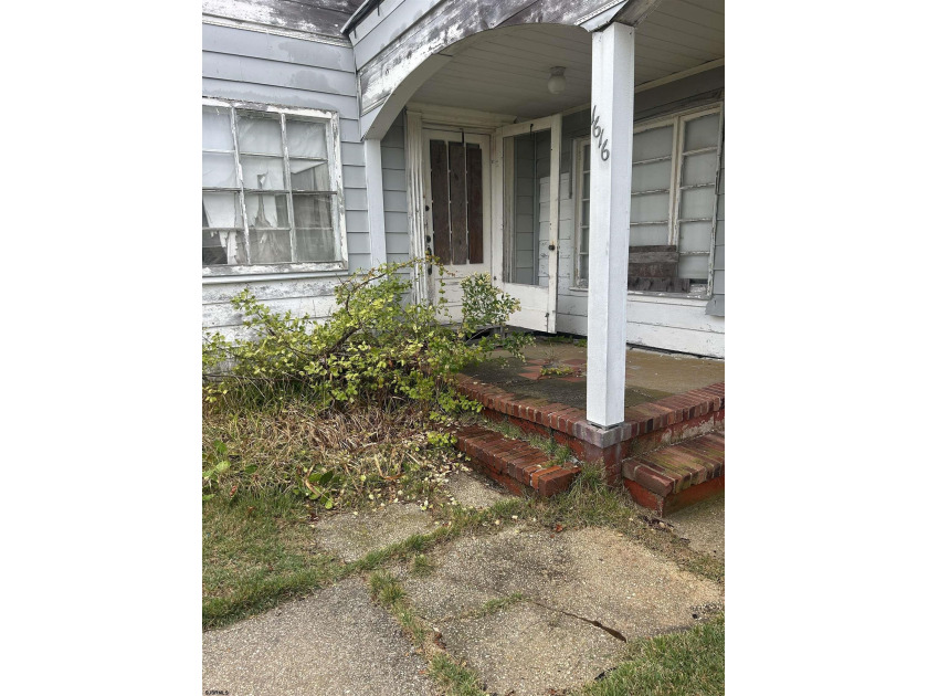 The property was flooded in Sandy and has been sitting ever - Beach Home for sale in West Atlantic City, New Jersey on Beachhouse.com
