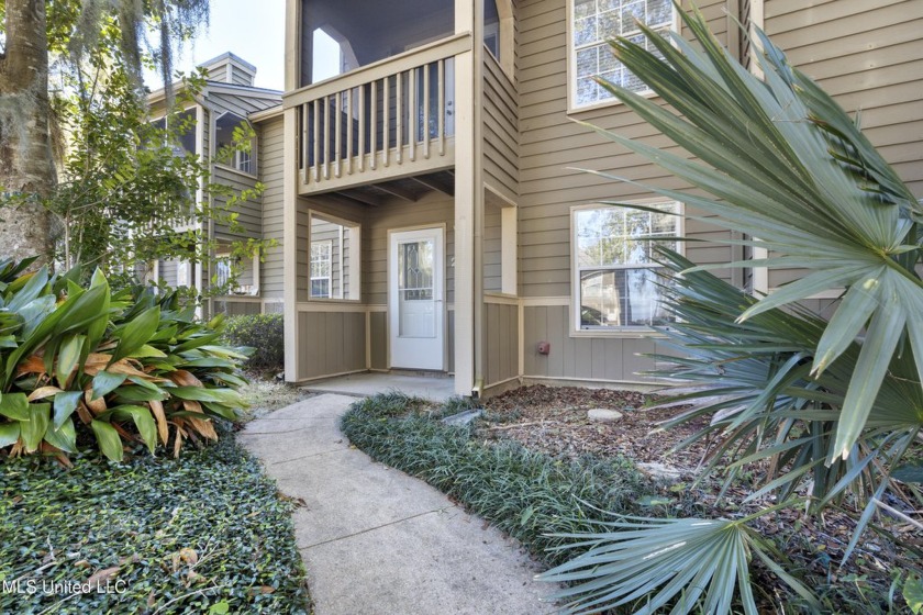 Welcome to Anatole Bay Townhomes where waterfront living is at - Beach Townhome/Townhouse for sale in Biloxi, Mississippi on Beachhouse.com