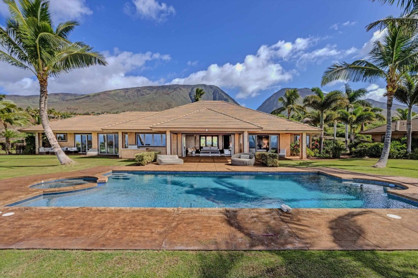 Introducing an exceptional real estate opportunity nestled - Beach Home for sale in Lahaina, Hawaii on Beachhouse.com