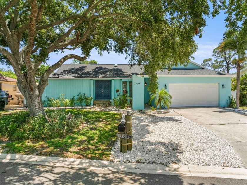 Welcome to your Seminole retreat, just 1.5 miles from the Gulf - Beach Home for sale in Seminole, Florida on Beachhouse.com