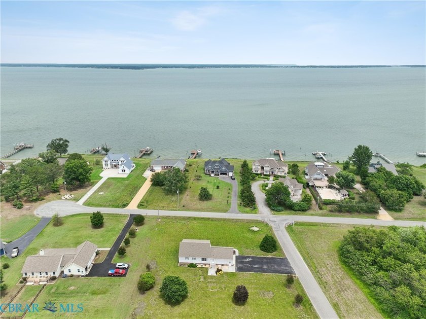 Wonderful Location in River Bank Acres in the heart of - Beach Home for sale in Deltaville, Virginia on Beachhouse.com