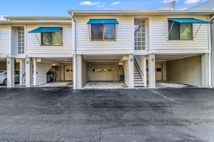 57 Beach Club Villa offers refined oceanfront living in the - Beach Townhome/Townhouse for sale in Isle of Palms, South Carolina on Beachhouse.com