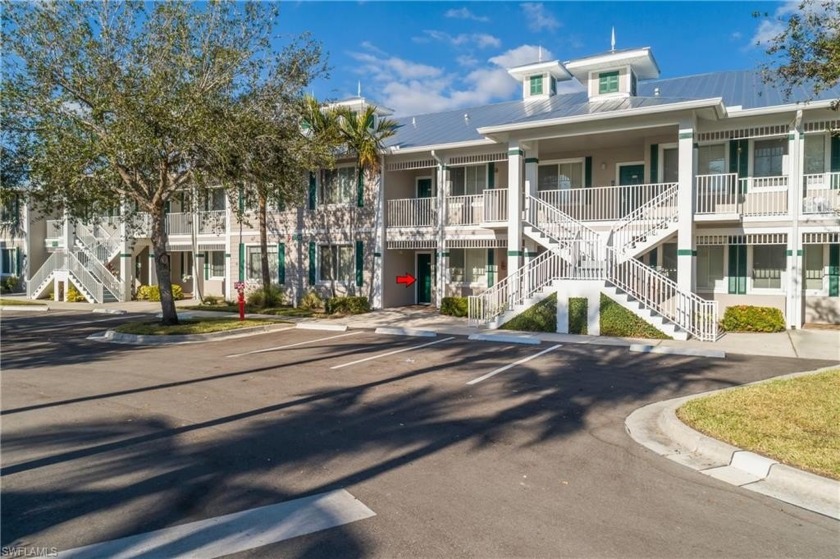 This stunning first-floor condo features two bedrooms, two - Beach Home for sale in Naples, Florida on Beachhouse.com