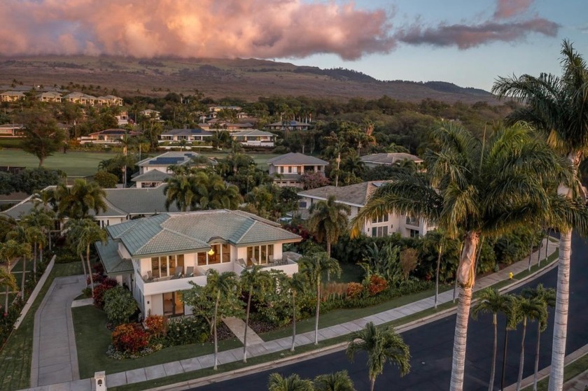 Enter this elegant Wailea Golf Vistas home through the bespoke - Beach Home for sale in Kihei, Hawaii on Beachhouse.com