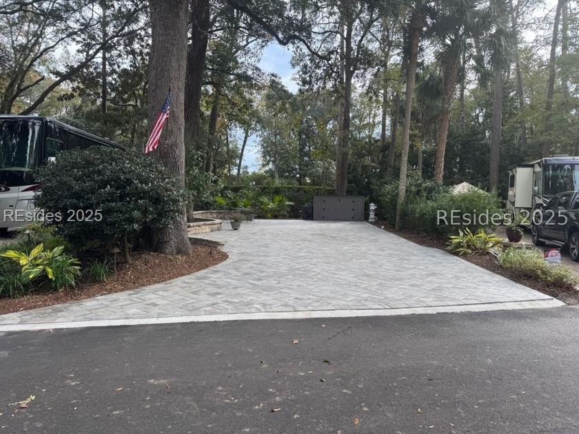 PERIMETER RV Lot #30 has a newer paver pad with sitting wall - Beach Lot for sale in Hilton Head Island, South Carolina on Beachhouse.com