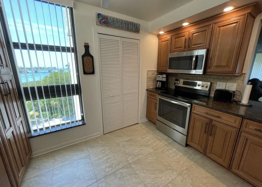 Welcome to Seawatch Condominiums.  Offered is a 3rd floor unit - Beach Condo for sale in Marathon, Florida on Beachhouse.com