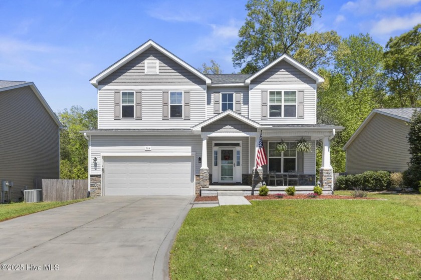 The perfect match: A modern, beautiful 4 BR / 3 BA Home, County - Beach Home for sale in Sneads Ferry, North Carolina on Beachhouse.com