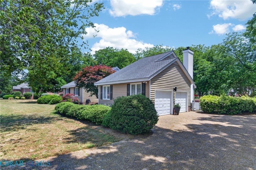 THIS IS A CUSTOM BUILT CONTEMPORARY 3849 SF, 5 BEDROOM, 3 FULL - Beach Home for sale in Hayes, Virginia on Beachhouse.com