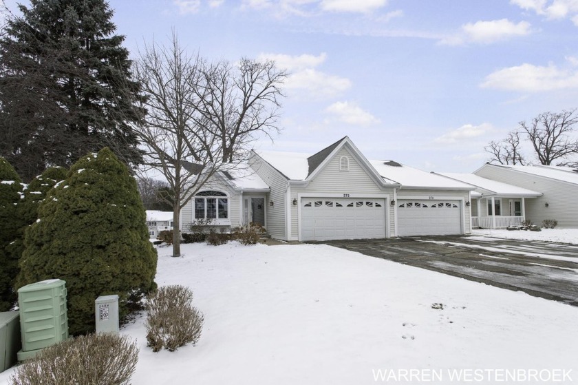 Spacious end unit condo with Southern Exposure. in Winter Oaks - Beach Condo for sale in Holland, Michigan on Beachhouse.com