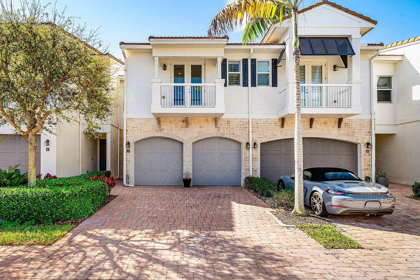 Located in the exclusive gated community of Valletta, this - Beach Townhome/Townhouse for sale in Boca Raton, Florida on Beachhouse.com