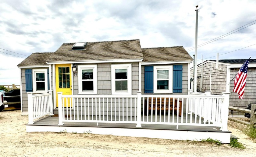 Tear up your ''Honey-Do List''!!   This cottage has been fully - Beach Home for sale in Dennis Port, Massachusetts on Beachhouse.com