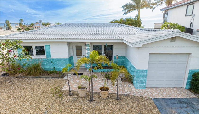 LOCATION, LOCATION, LOCATION!!! The first three rules in buying - Beach Home for sale in South Pasadena, Florida on Beachhouse.com