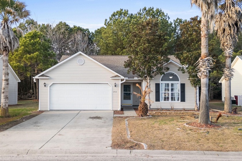 Welcome to 452 West Perry Rd in the heart of Carolina Forest! - Beach Home for sale in Myrtle Beach, South Carolina on Beachhouse.com