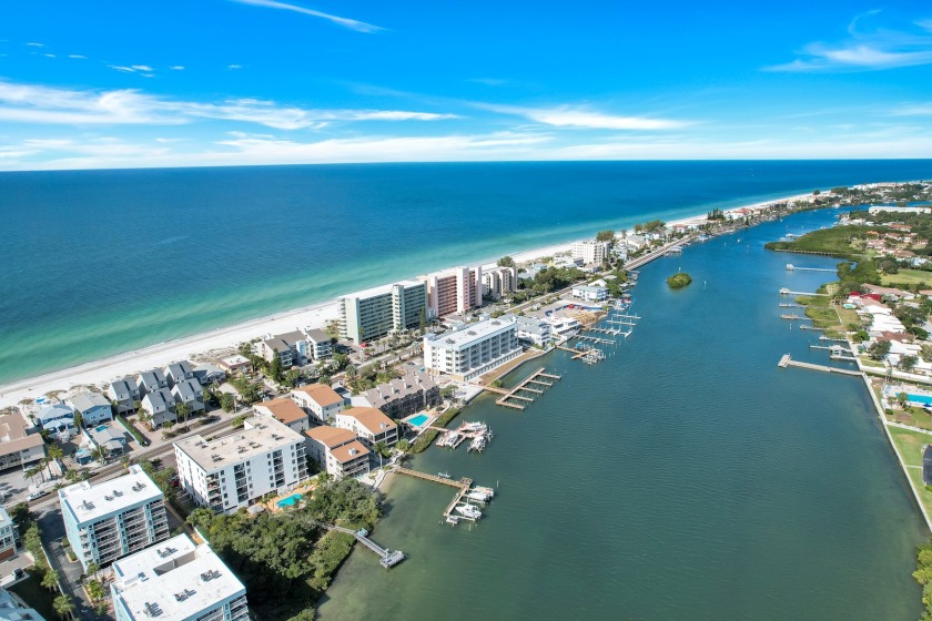 Quiet Waters Condominium 5 - Beach Vacation Rentals in Indian Shores, Florida on Beachhouse.com