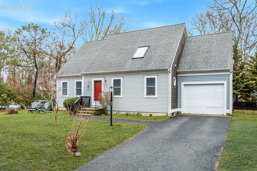 Set in the desirable Johns Pond Estates, this home offers access - Beach Home for sale in Mashpee, Massachusetts on Beachhouse.com