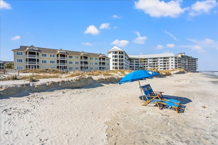 Beautifully updated second-floor condo in the highly - Beach Condo for sale in Isle of Palms, South Carolina on Beachhouse.com