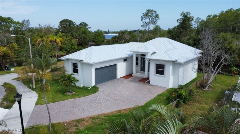 New construction built to the most current hurricane code right - Beach Home for sale in Naples, Florida on Beachhouse.com