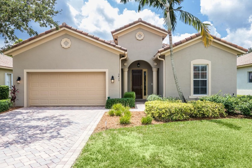 Welcome to your dream home! This meticulously maintained - Beach Home for sale in Vero Beach, Florida on Beachhouse.com