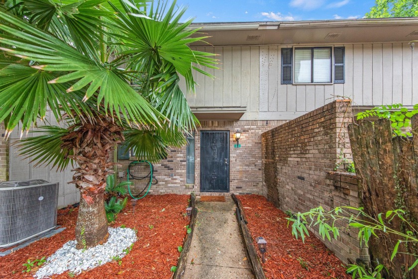 Great opportunity to own in the evolving area of downtown Fort - Beach Home for sale in Fort Walton Beach, Florida on Beachhouse.com