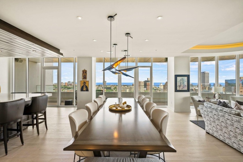 Discover unparalleled luxury in this stunning Penthousepletely - Beach Condo for sale in Milwaukee, Wisconsin on Beachhouse.com