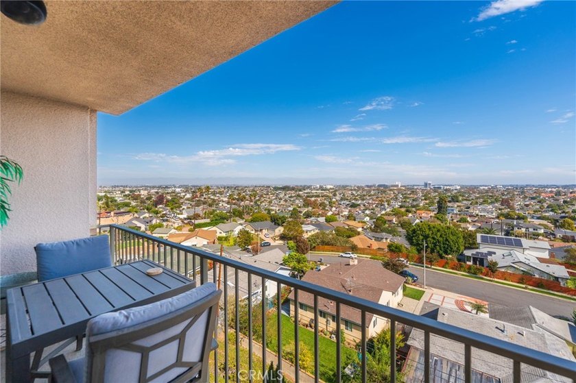 Captivating, panoramic views abound from this sophisticated - Beach Condo for sale in Redondo Beach, California on Beachhouse.com