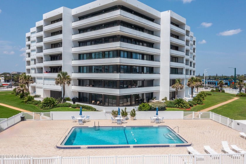 The Atrium lobby invites you in. Large sunlit skylights during - Beach Condo for sale in Ormond Beach, Florida on Beachhouse.com