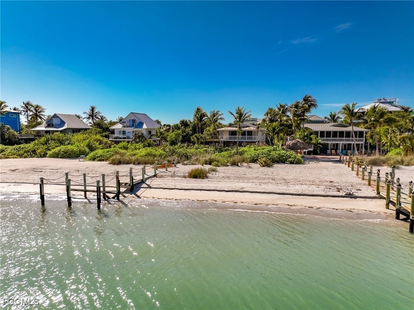 Rare Bayfront Fixer Upper!Impressive panoramic big water views - Beach Home for sale in Captiva, Florida on Beachhouse.com