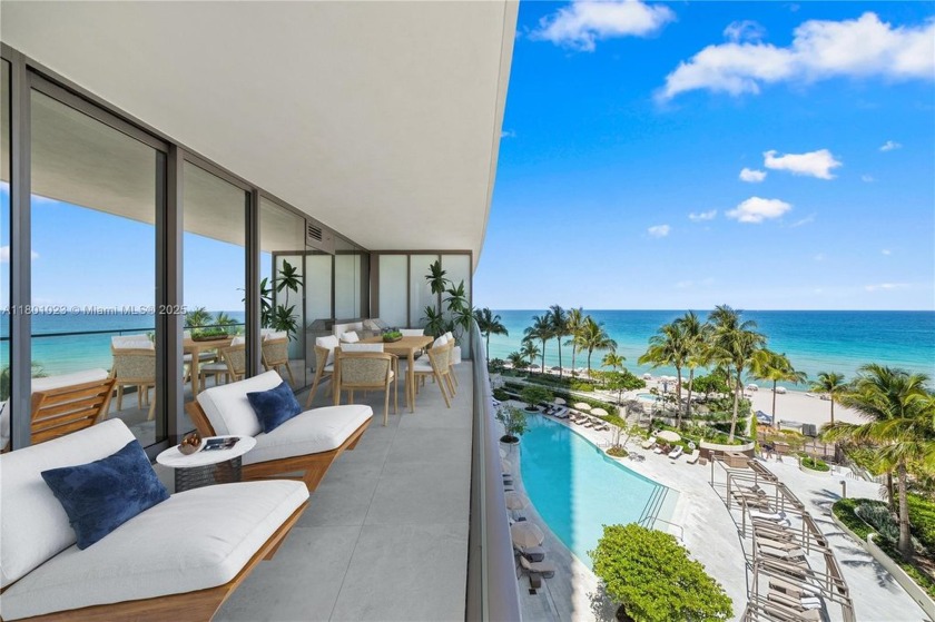 Sleek oceanfront corner residence offering 2 bedrooms + den, 2.5 - Beach Condo for sale in Sunny Isles Beach, Florida on Beachhouse.com