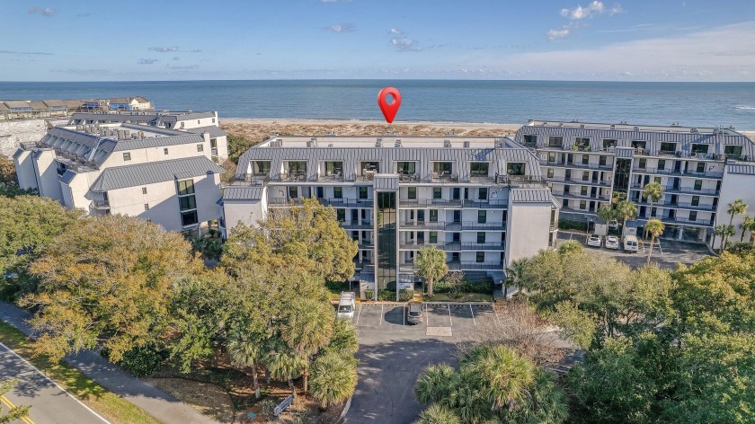 Investment opportunity or resort living in Shipwatch!! - Beach Home for sale in Isle of Palms, South Carolina on Beachhouse.com