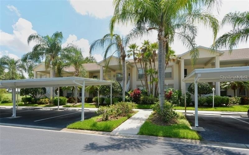 ENJOY THE COUNTRY CLUB LIFESTYLE AT ARBOR GREENS LOCATED AT - Beach Condo for sale in Sarasota, Florida on Beachhouse.com