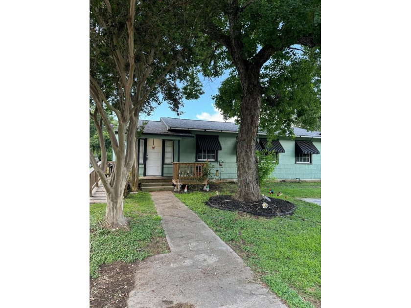 Income-Producing Property in the Heart of Palacios! Just 8 - Beach Home for sale in Palacios, Texas on Beachhouse.com