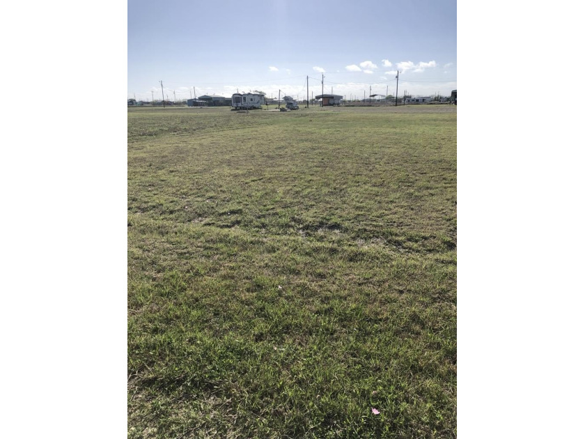 Wonderful large .25 acre lot with water and sewer taps already - Beach Lot for sale in Palacios, Texas on Beachhouse.com