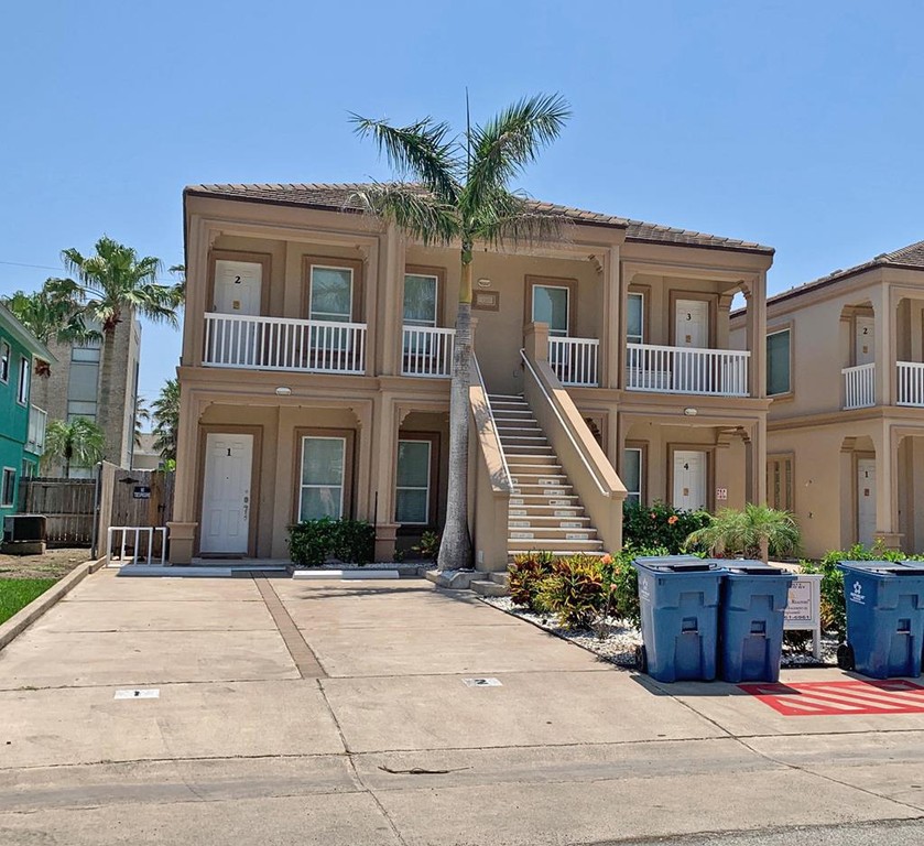 This condo is a Wow! Location is fabulous very close to Gulf - Beach Condo for sale in South Padre Island, Texas on Beachhouse.com