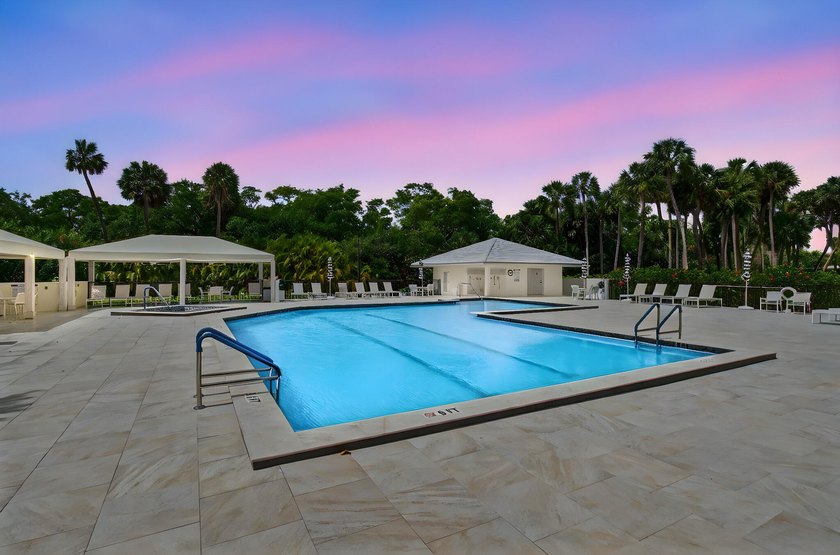 SELLER'S REMARKS: *SELLER IS READY TO ENTERTAIN ANY OFFERS. AS - Beach Condo for sale in Boca Raton, Florida on Beachhouse.com