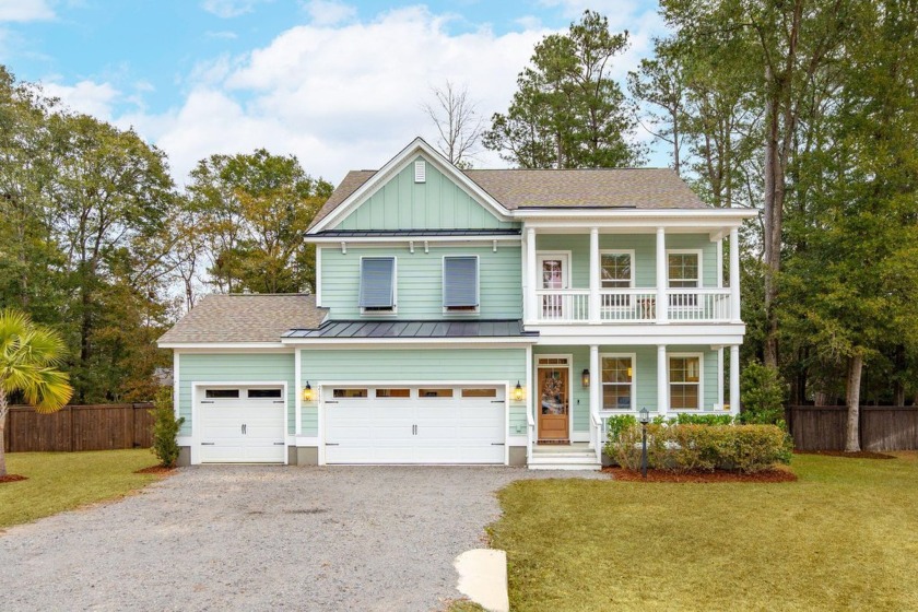 Featuring an in-ground pool, this stunning 5-bedroom, 3.5 - Beach Home for sale in Johns Island, South Carolina on Beachhouse.com