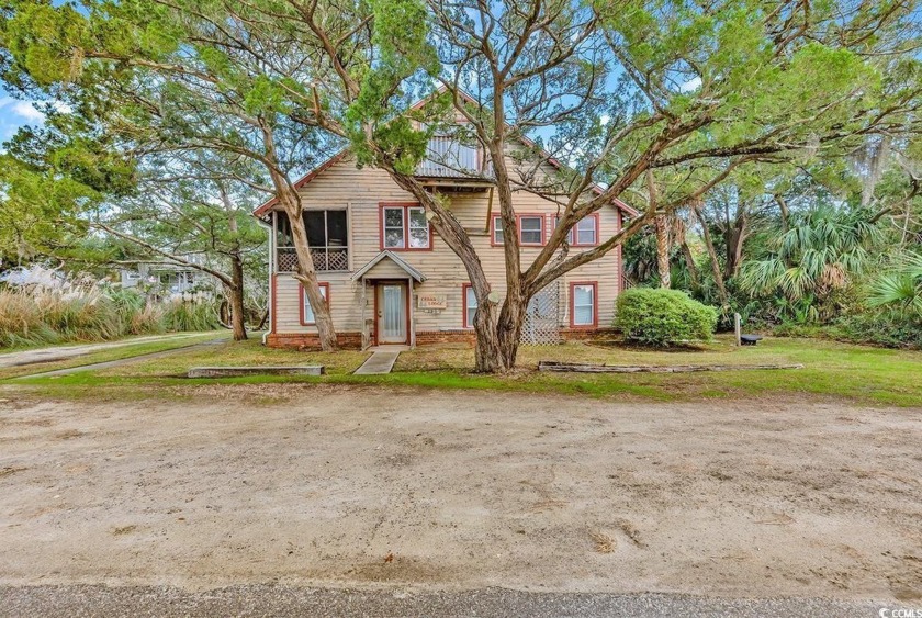 A unique offering! Opportunities abound. The current owner has a - Beach Lot for sale in Pawleys Island, South Carolina on Beachhouse.com