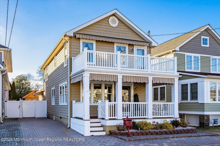 Custom built in 2017 with an  Open Floor Plan! Enjoy beautiful - Beach Home for sale in Lake Como, New Jersey on Beachhouse.com