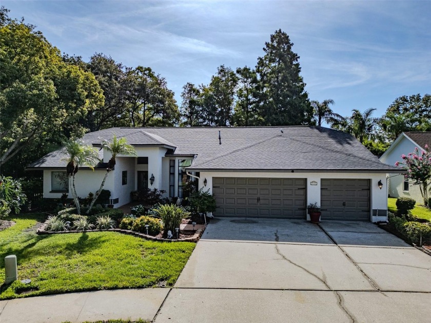 PRICE IMPROVEMENT!!! This home is a spectacular one story - Beach Home for sale in Safety Harbor, Florida on Beachhouse.com