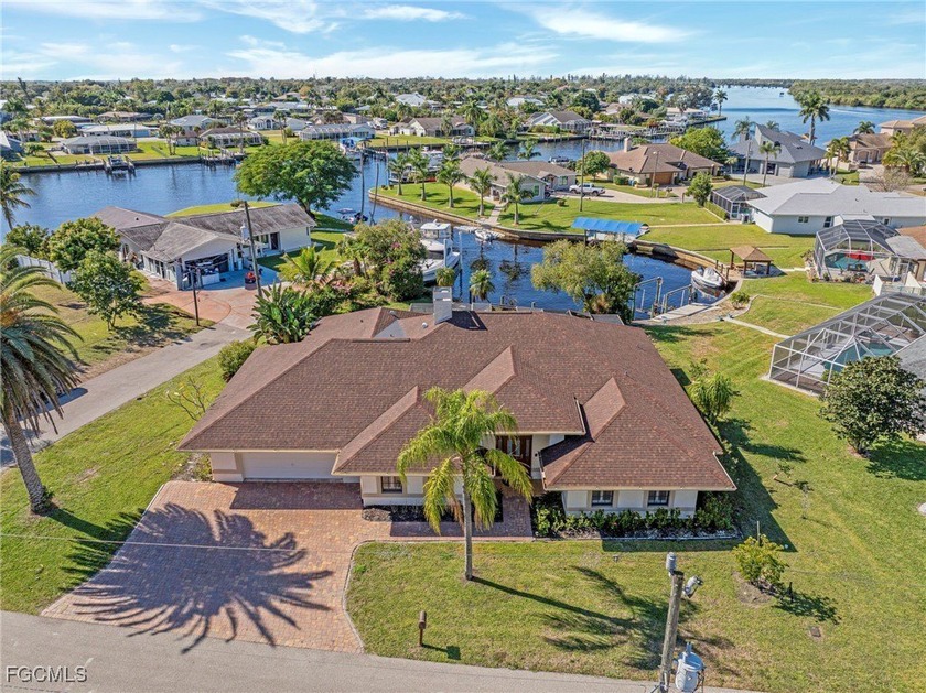 Set within a quiet island boating community, this waterfront - Beach Home for sale in Fort Myers, Florida on Beachhouse.com