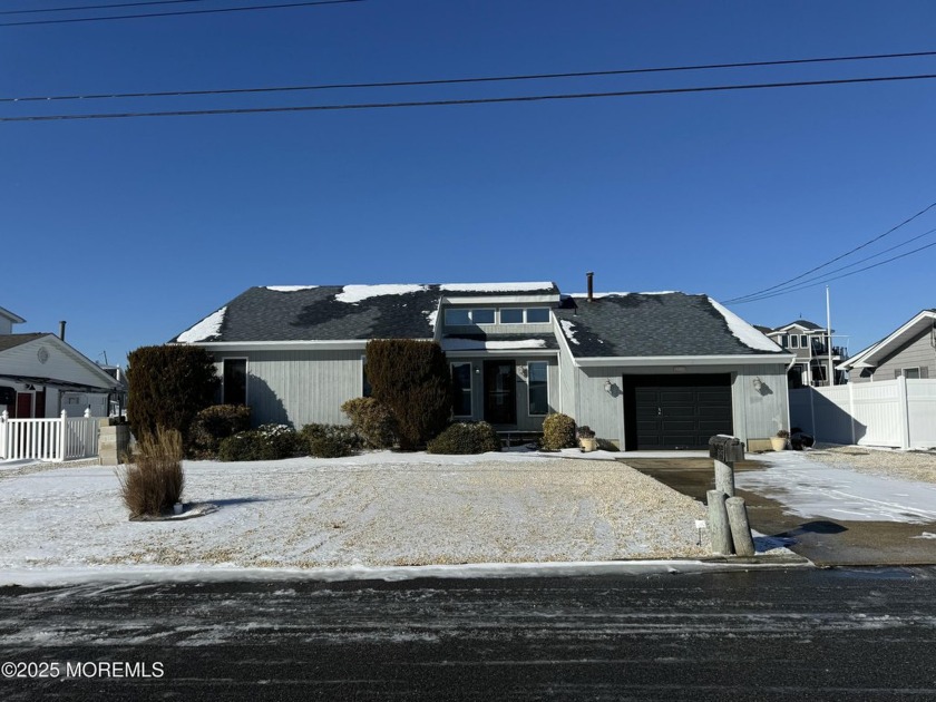 Welcome to 815 Anchor Dr, a charming waterfront retreat in the - Beach Home for sale in Forked River, New Jersey on Beachhouse.com